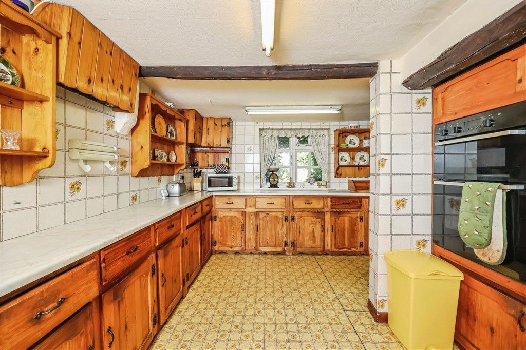 Property photo 3 of 19