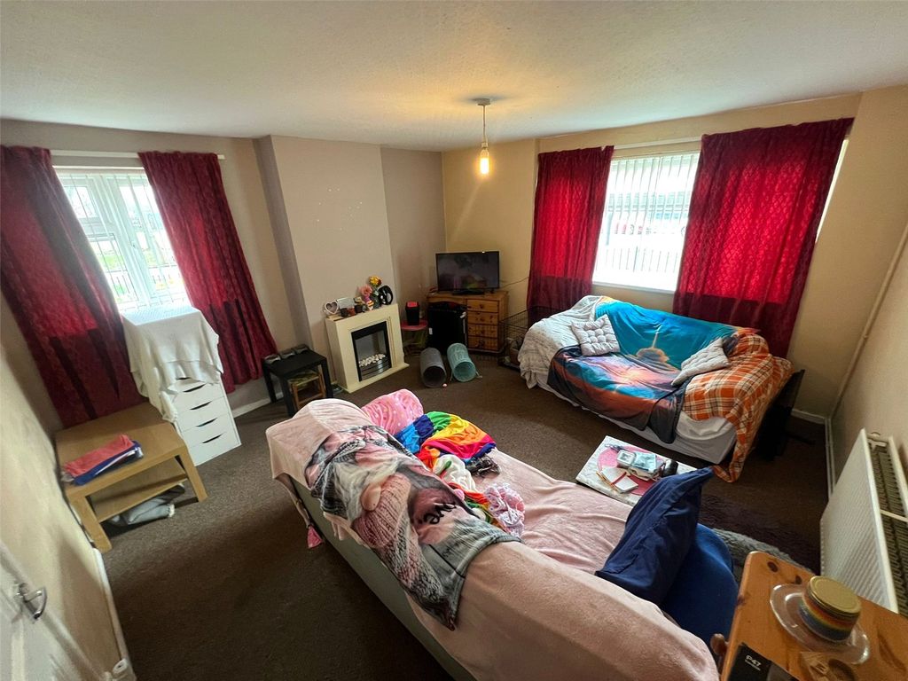 Property photo 3 of 12 Picture No. 08