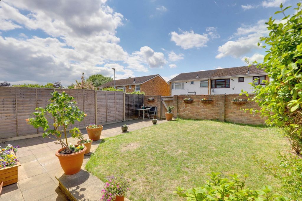 Property photo 2 of 29