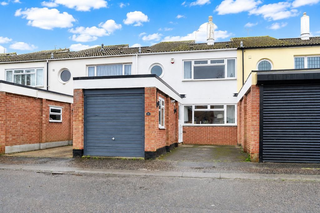 Property photo 1 of 15