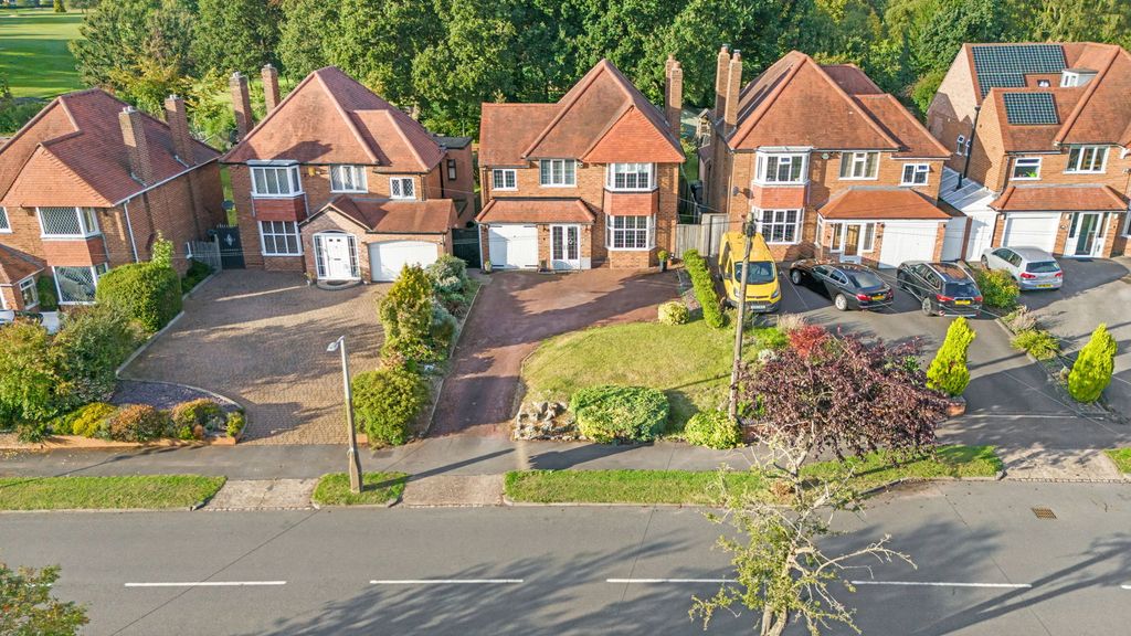 Property photo 1 of 31