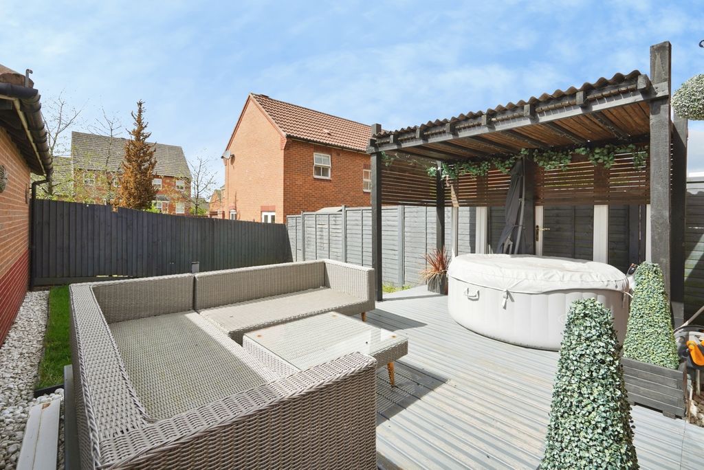 Property photo 2 of 18 Pbox-Img.Jpg