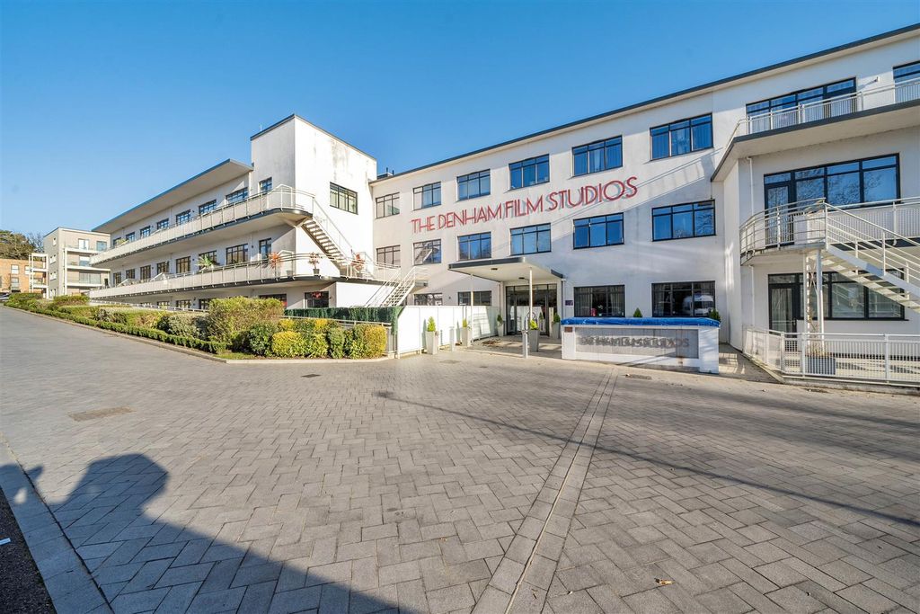 Property photo 1 of 12 Korda House - Front.Jpg