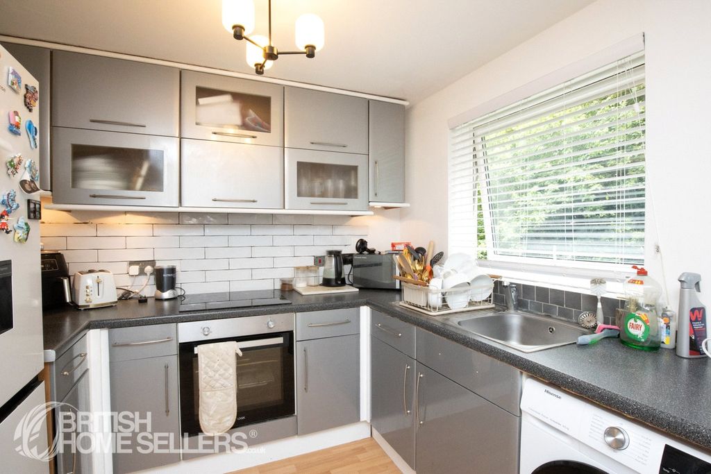 Property photo 2 of 8 Picture No. 07
