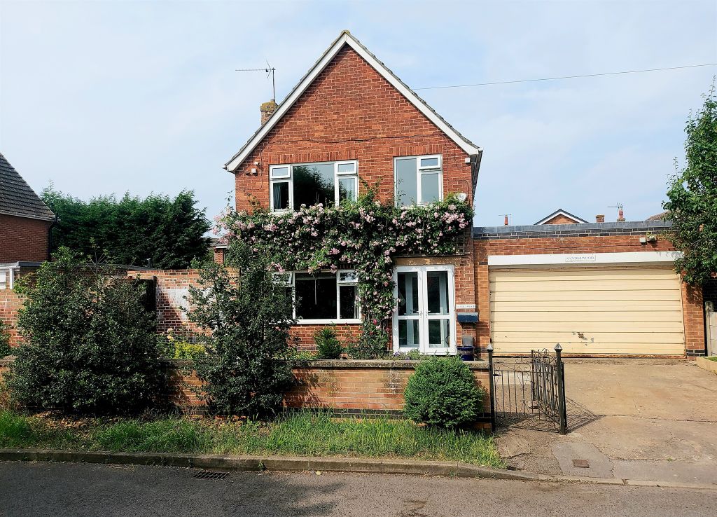 Property photo 1 of 18