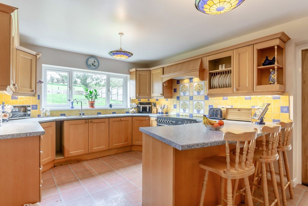 Property photo 3 of 23 Picture No. 19