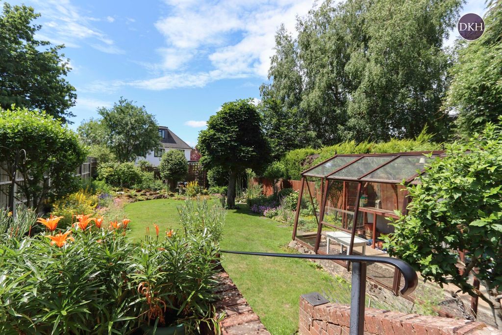 Property photo 2 of 13 Picture No. 01