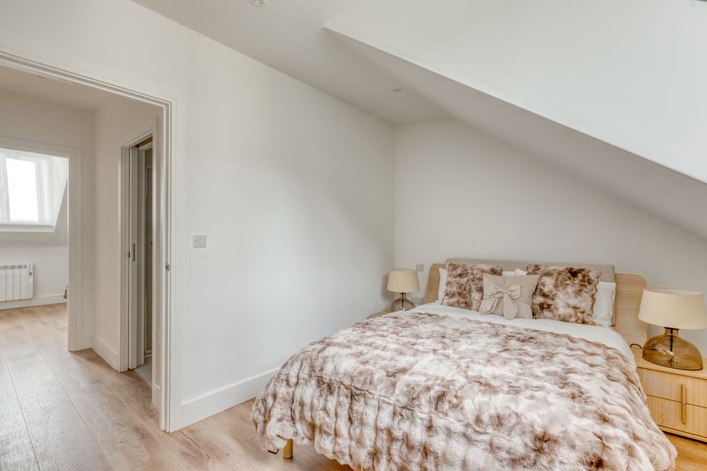Additional image 21 of 2 bed flat for sale6 Apex Apartments, St Helier JE2