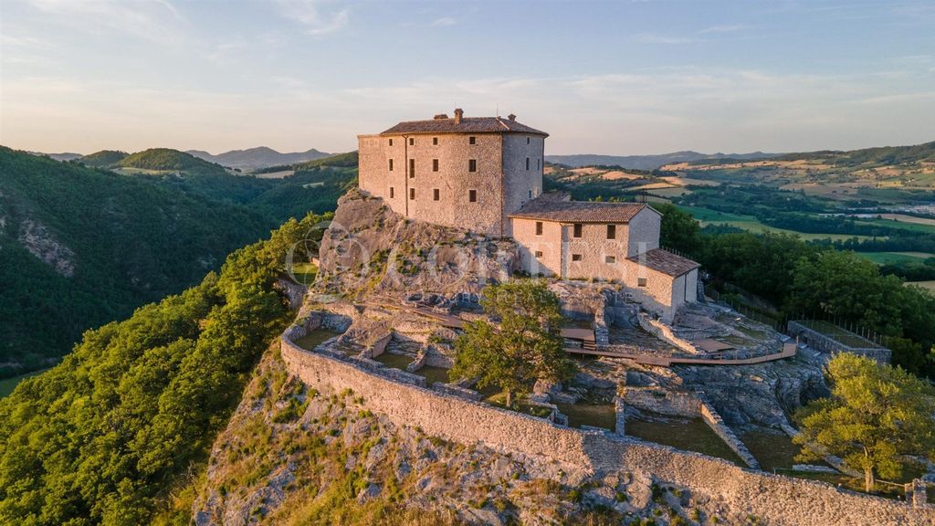 Property photo 1 of 60 Medieval Castle With View Over The Umbrian-Marchigian Hills