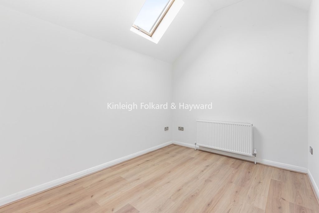 Property photo 3 of 7 Ae55Afc1-8490-43A8-8
