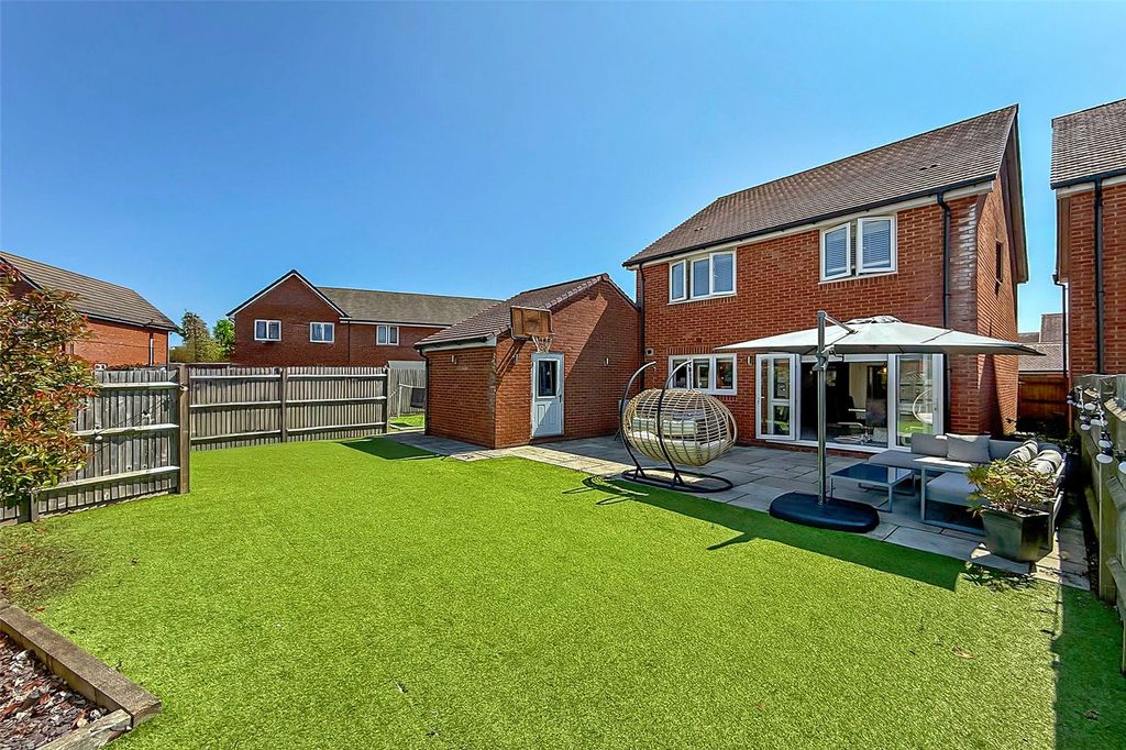 Property photo 2 of 21 Picture No. 06
