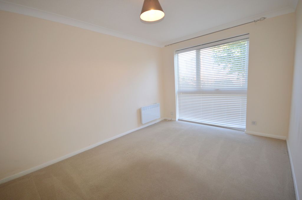 Property photo 2 of 6 Gallery