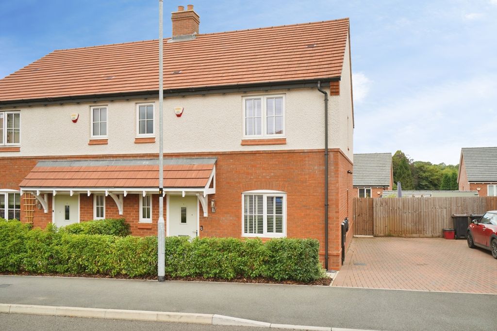 Property photo 1 of 18 Pbox-Img.Jpg