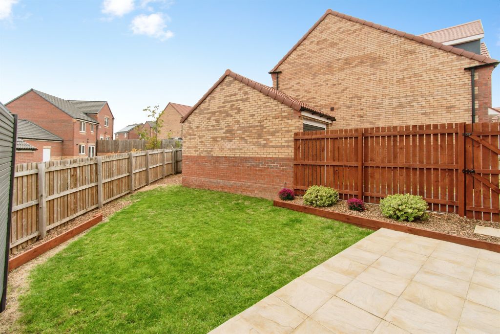 Property photo 2 of 17