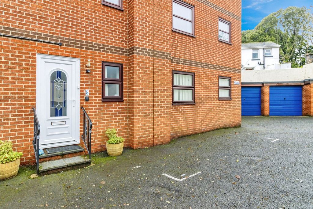 Additional image 10 of 2 bed flat for saleEast Cliff Road, Dawlish, Devon EX7