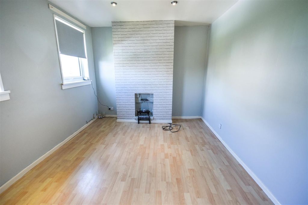 Property photo 2 of 11 2.Jpg