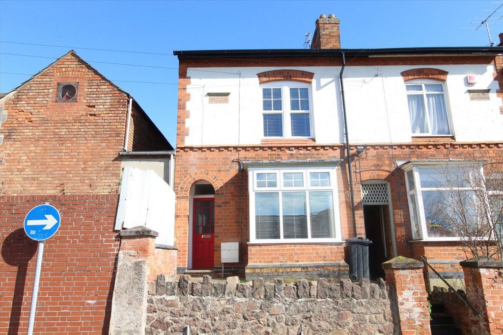 Property photo 2 of 10