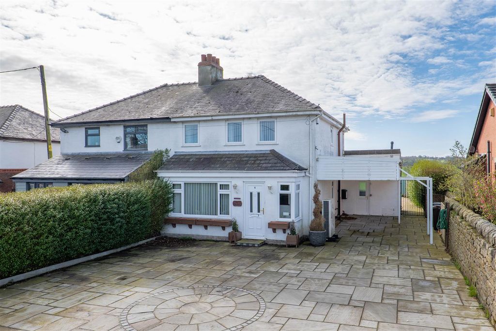 Property photo 1 of 29 Front External