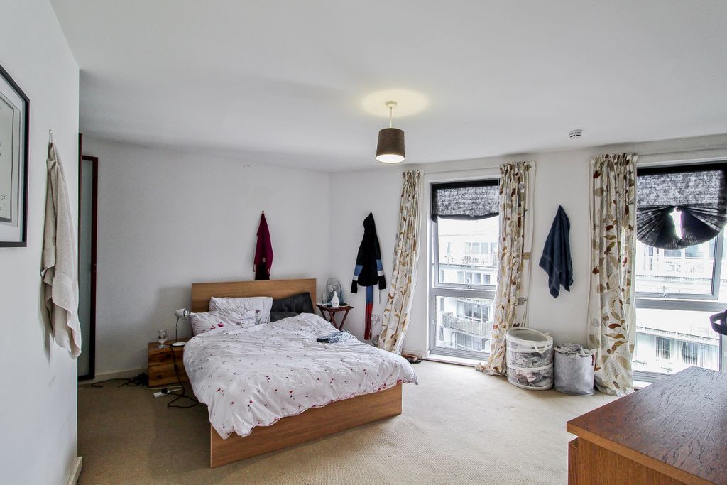 Property photo 3 of 4