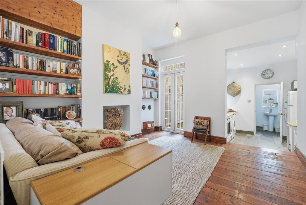 Property photo 2 of 10 17 Opvr Through.Jpg