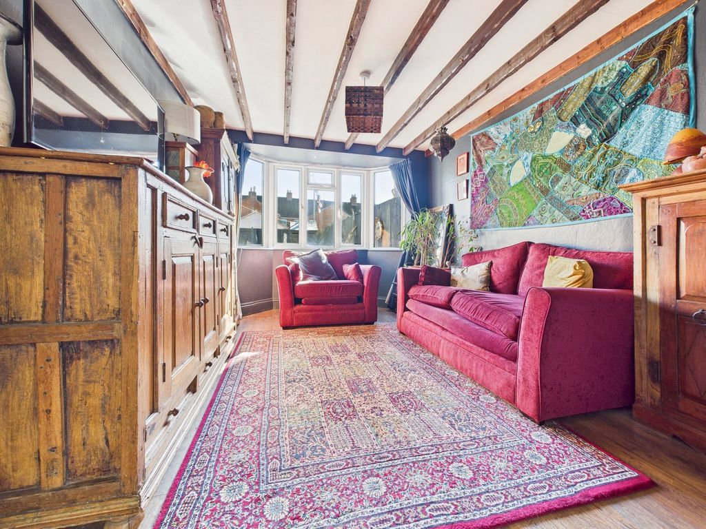 Property photo 1 of 25