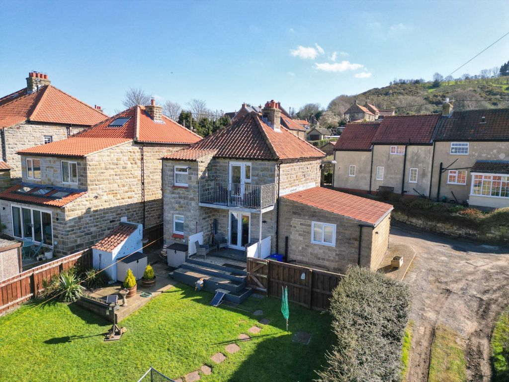 Property photo 1 of 35