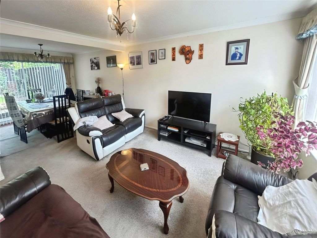 Property photo 3 of 15 Living Room