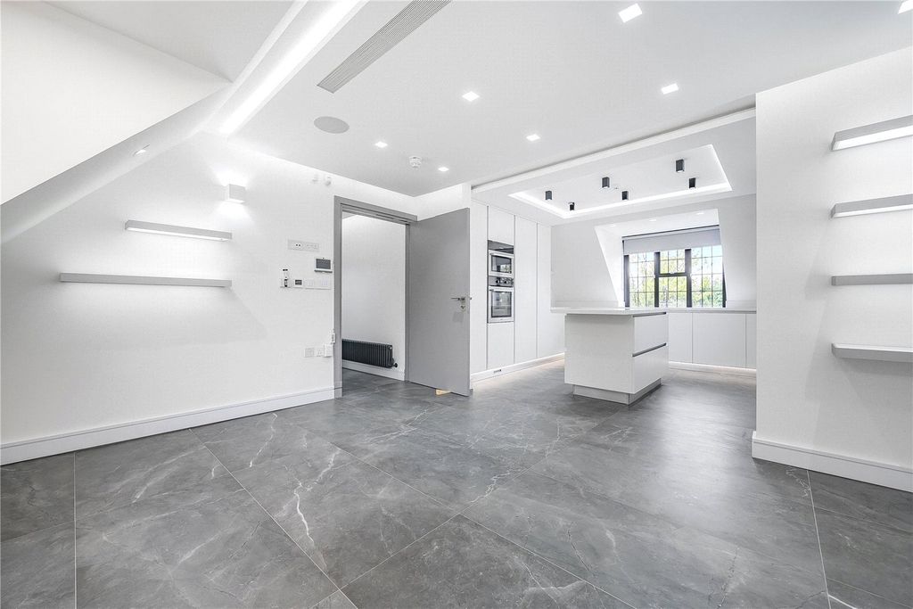 Property photo 1 of 21 Picture No. 36