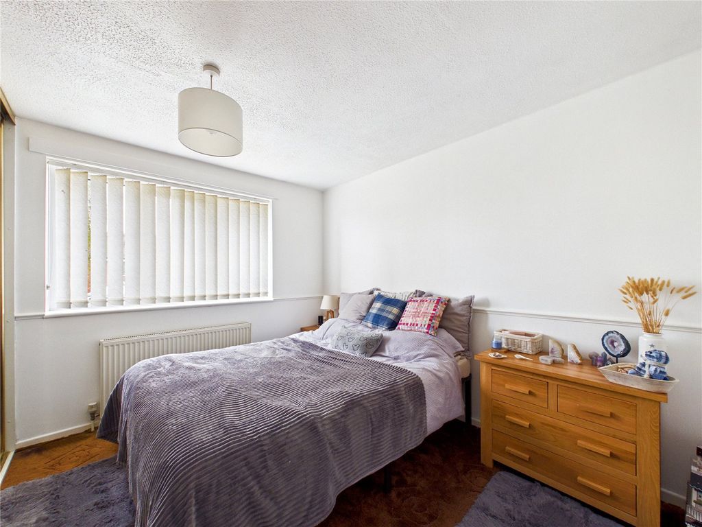 Property photo 2 of 12 Picture No. 38