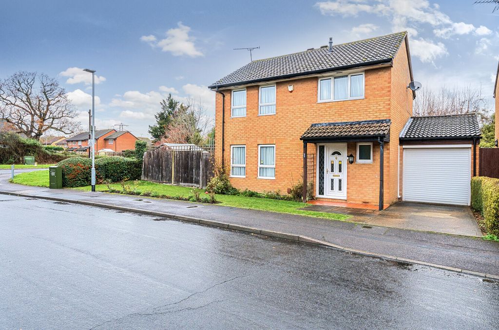 Property photo 1 of 18 1387616-1-6931765...