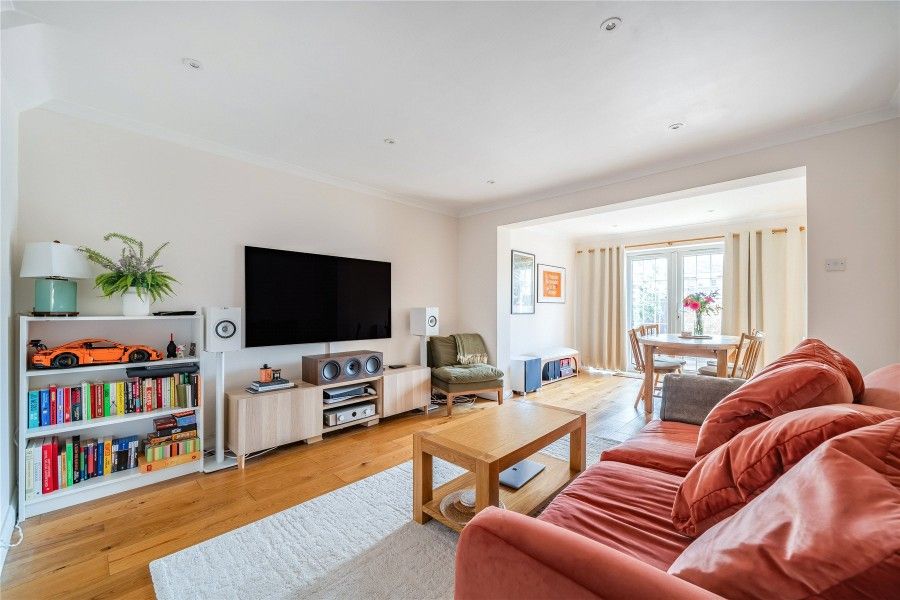 Property photo 2 of 10