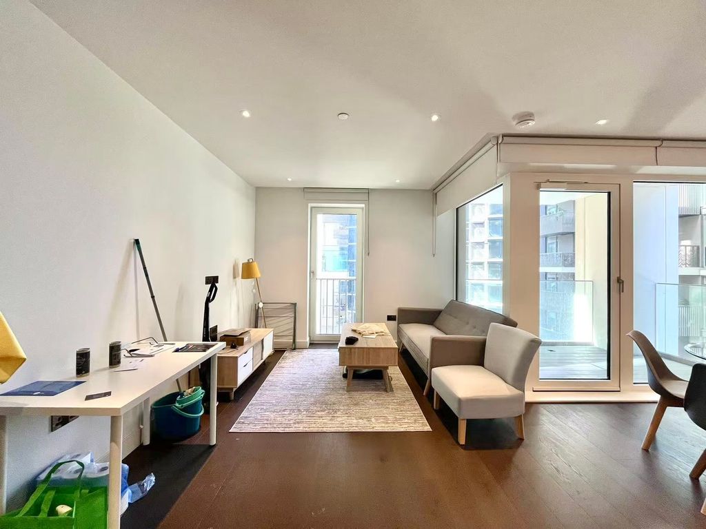 Property photo 2 of 23