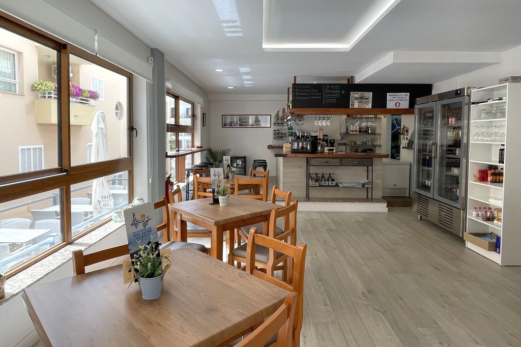 Property photo 2 of 9 003.Jpg