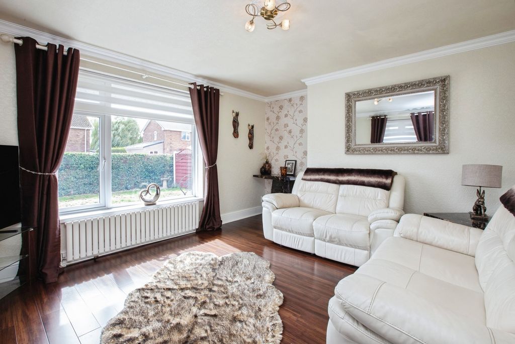 Property photo 3 of 17 Pbox-Img.Jpg