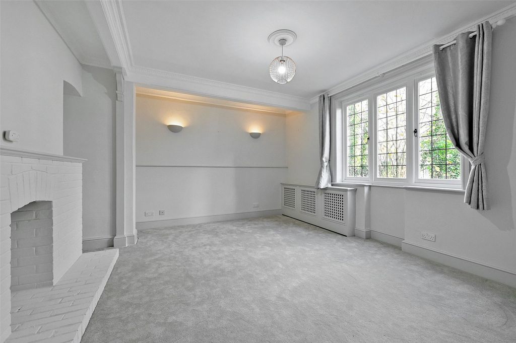 Property photo 3 of 14 Picture No. 13