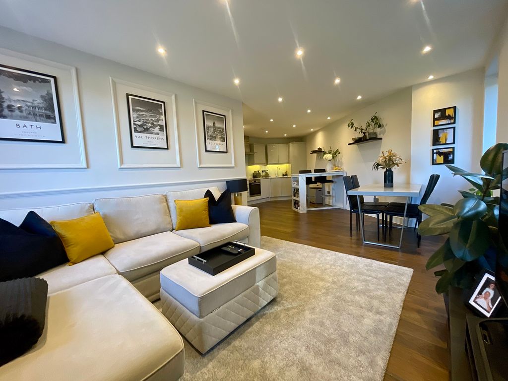 Property photo 1 of 22