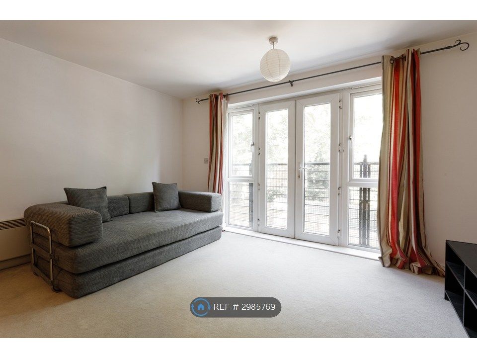 Property photo 3 of 11