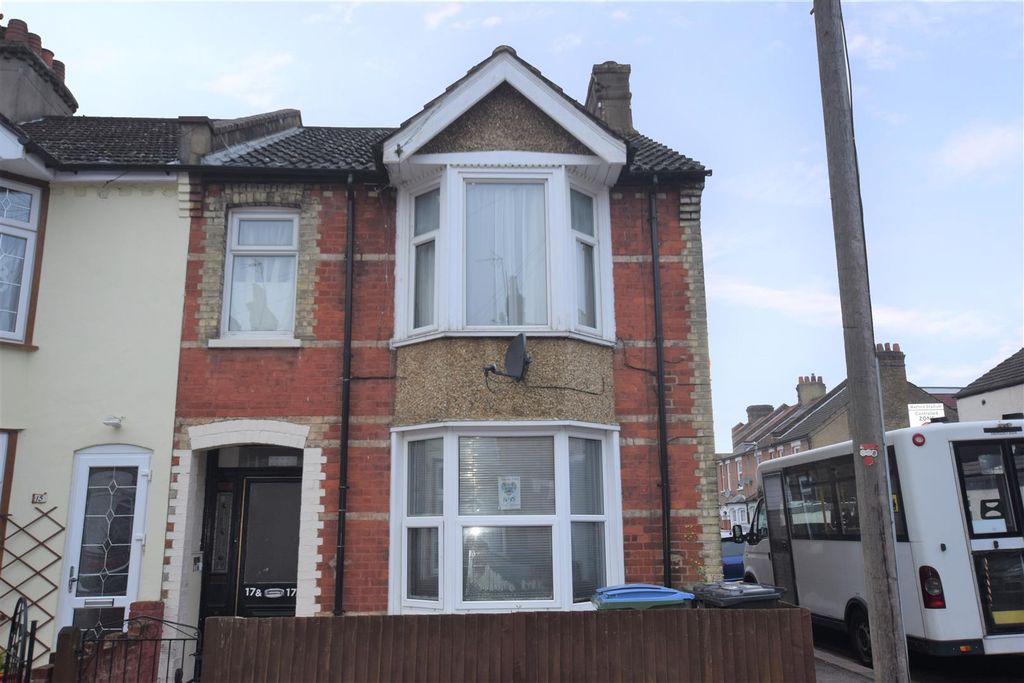 Property photo 1 of 6