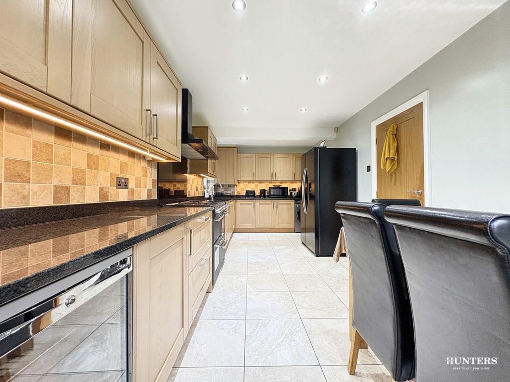 Additional image 9 of 4 bed detached house for saleHenley Avenue, Dewsbury WF12
