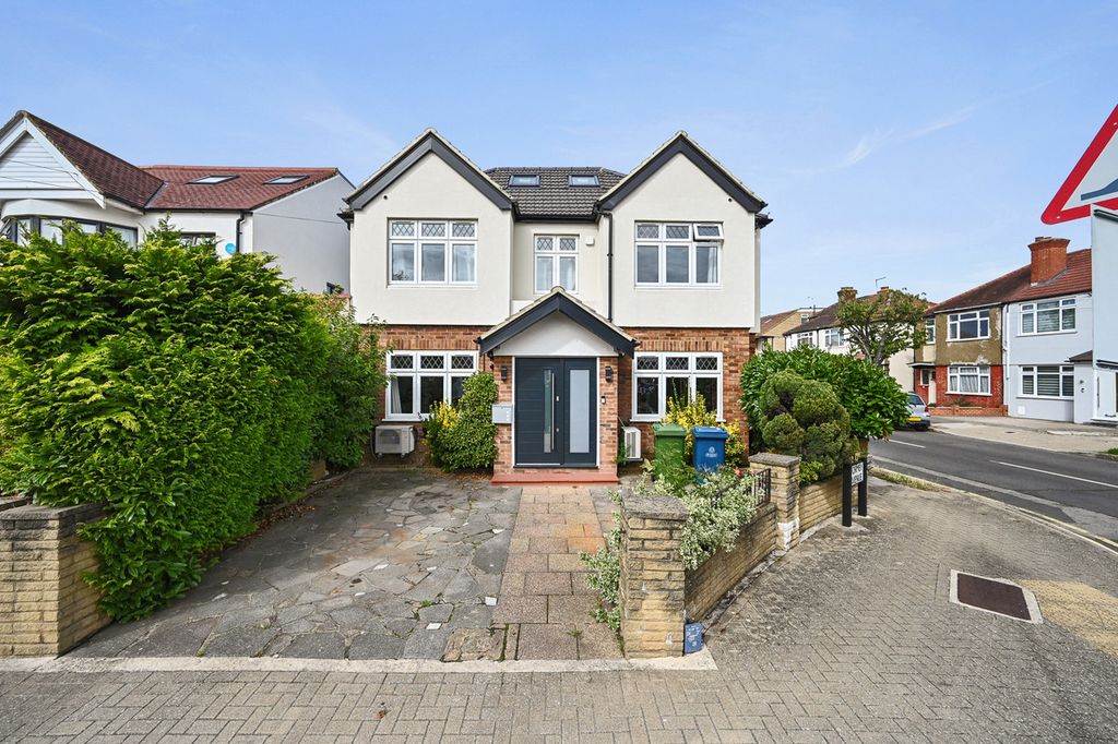 Property photo 1 of 15