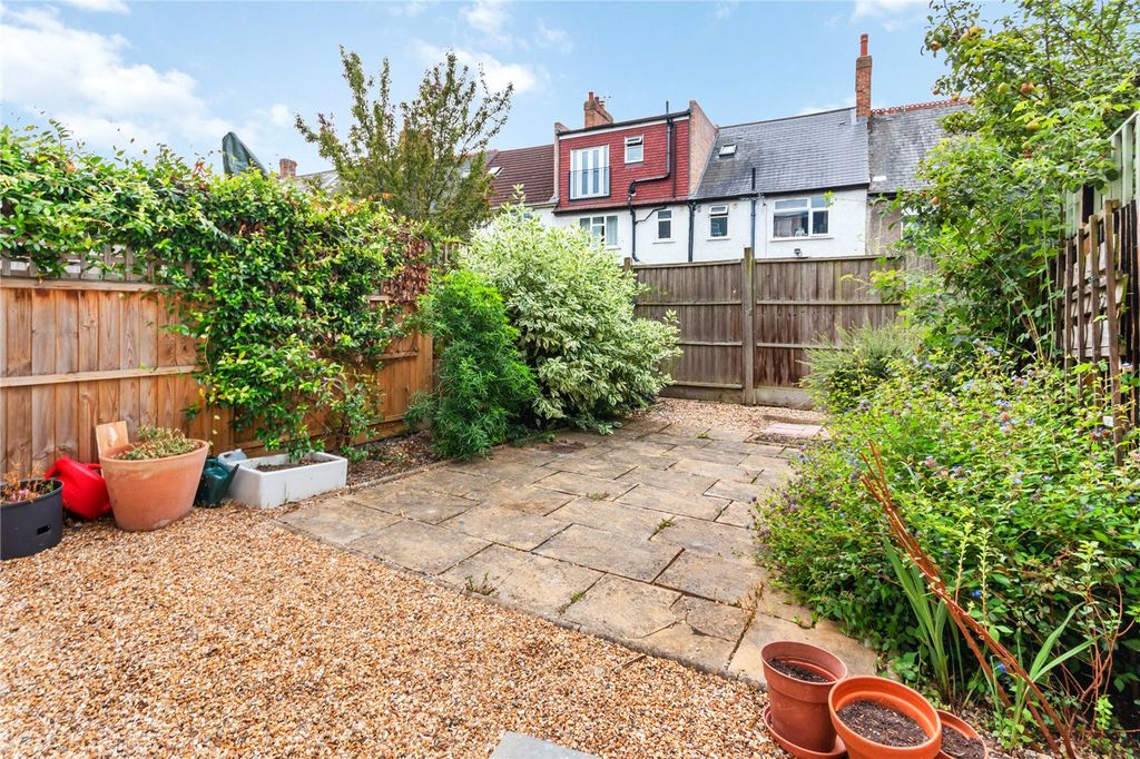 Property photo 3 of 10 Picture No. 26