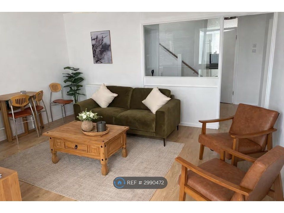 Property photo 1 of 35