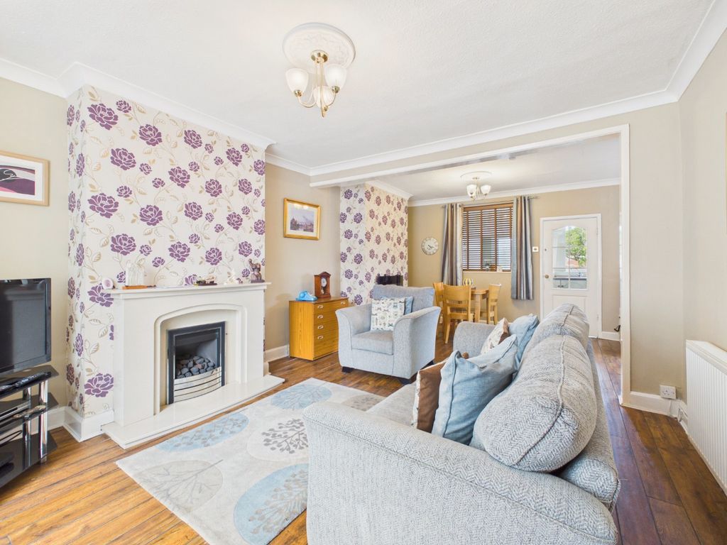 Property photo 2 of 18 4921644