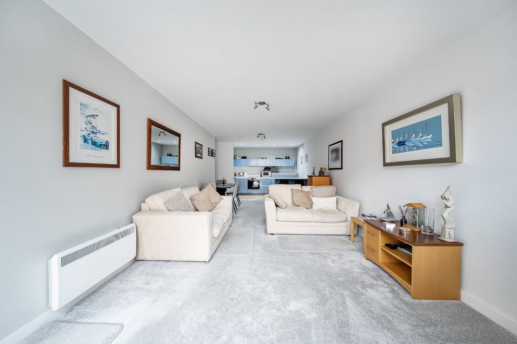 Property photo 3 of 17 Picture No. 03