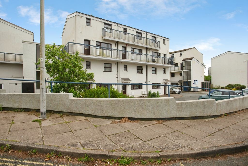 Property photo 1 of 17 Pbox-Img.Jpg