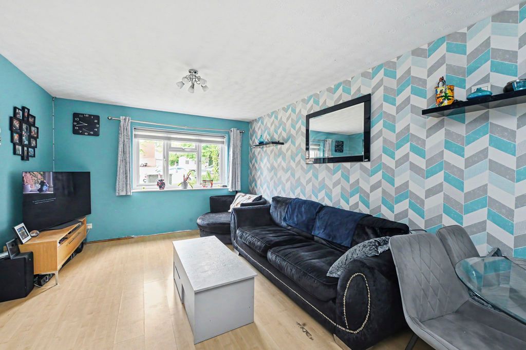 Property photo 3 of 13 Photo 6