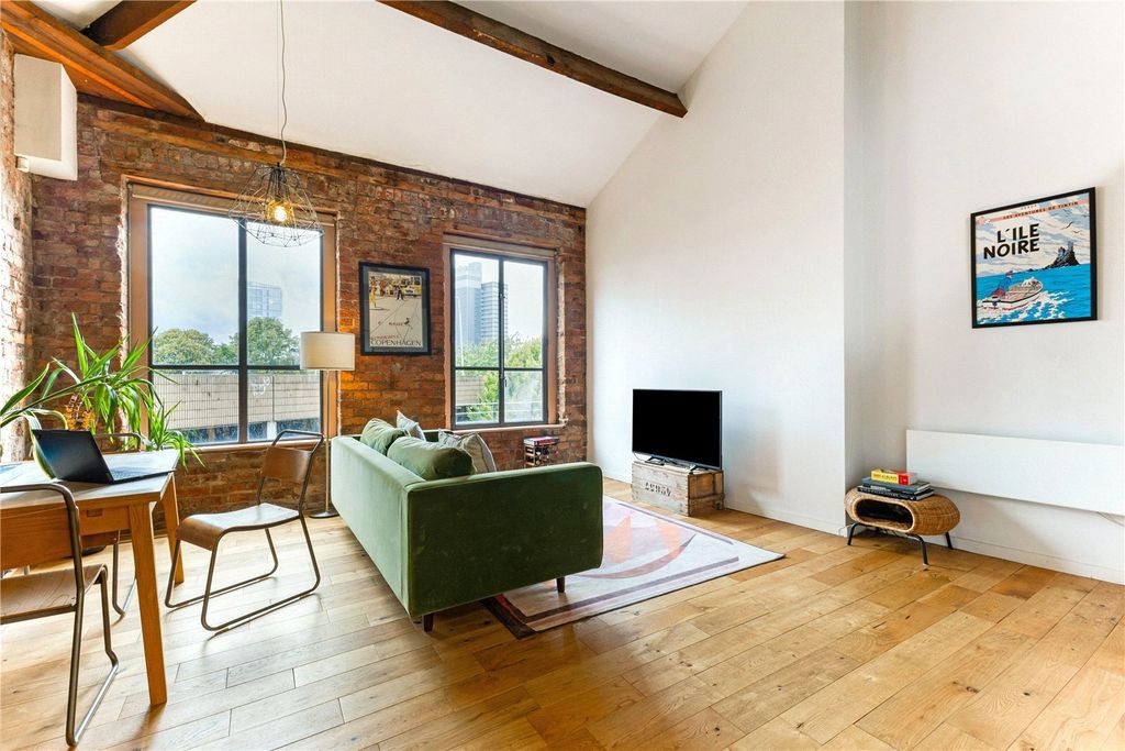 Property photo 2 of 16 Living Area