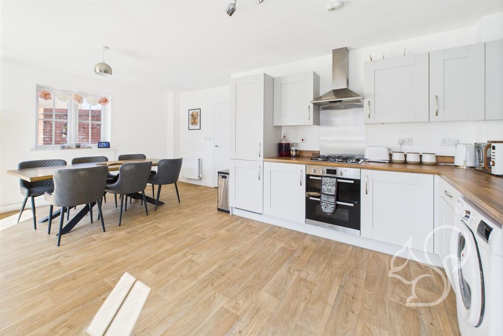 Property photo 2 of 29 Kitchen/Diner