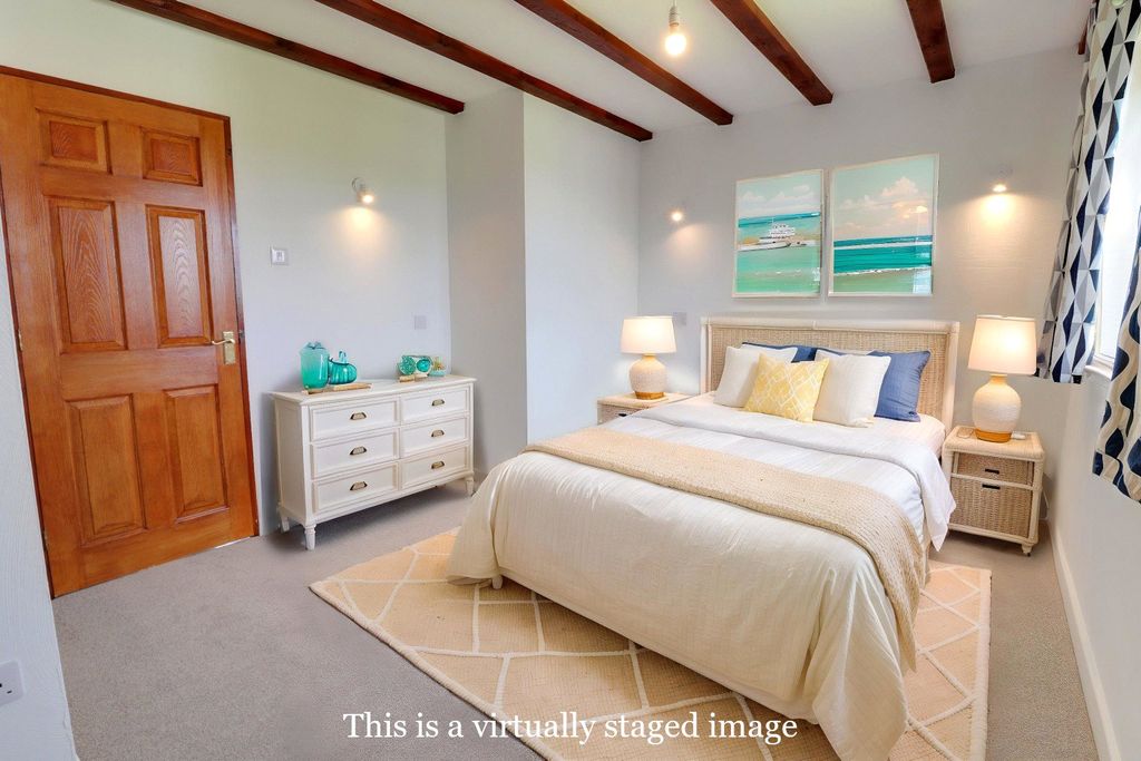 Property photo 3 of 13 Picture No. 19