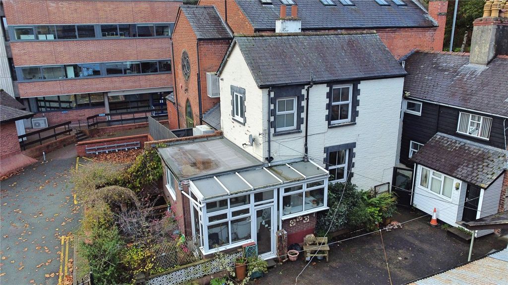 Property photo 2 of 28 Picture No. 29